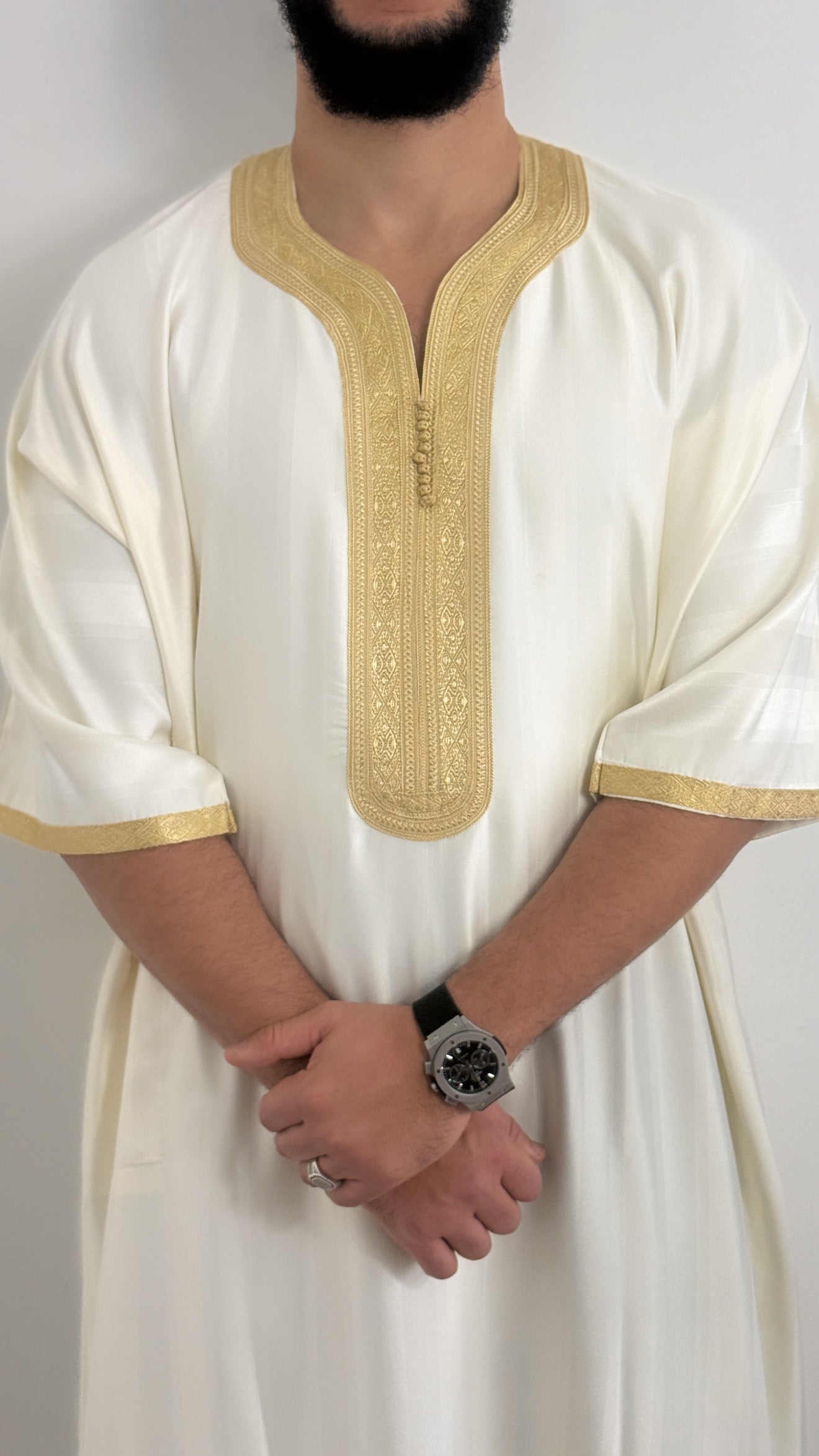 ثوب جوهرة مغربي لامع فاخر