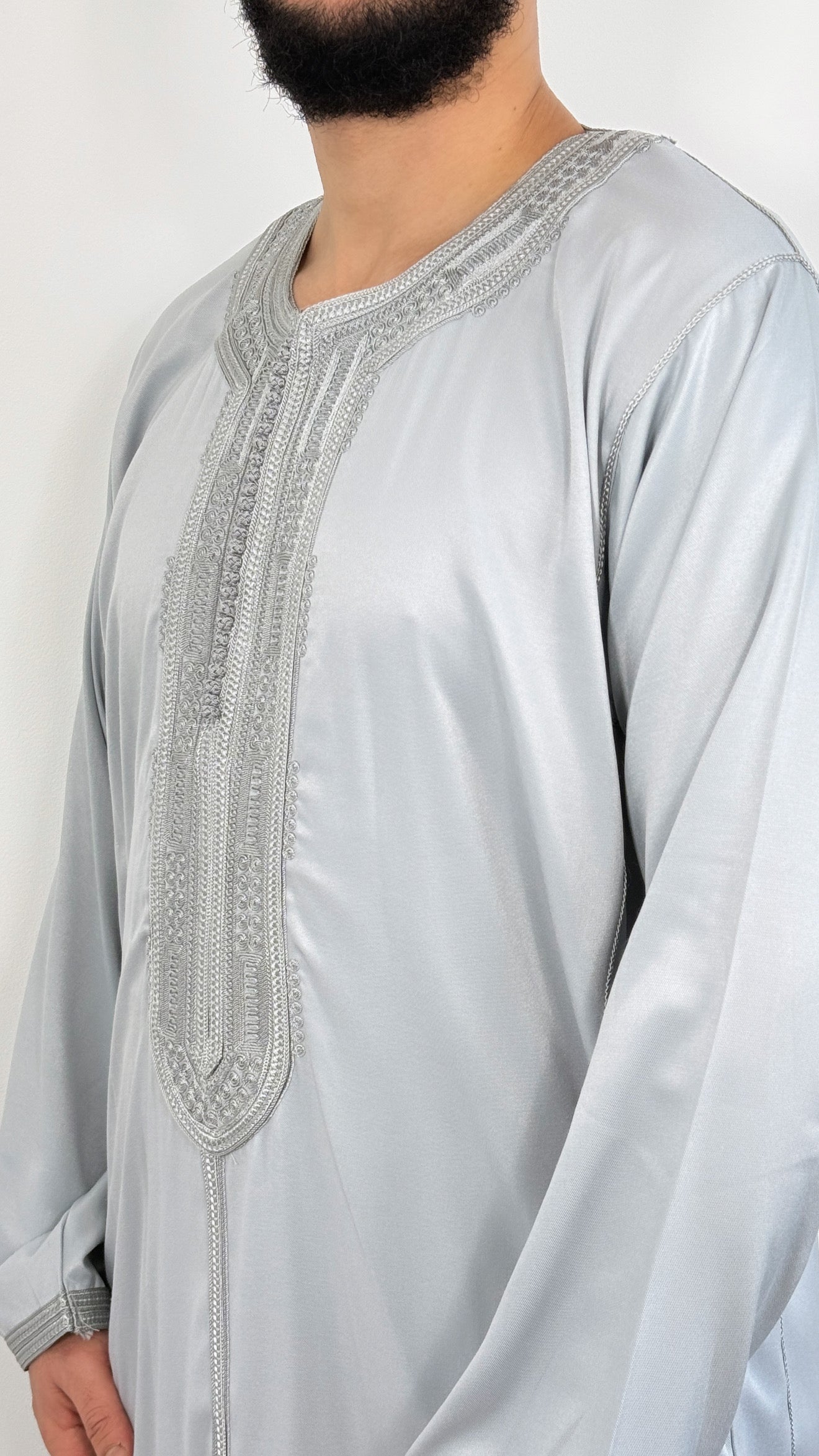 قفطان مغربي بأكمام طويلة موديل 2025