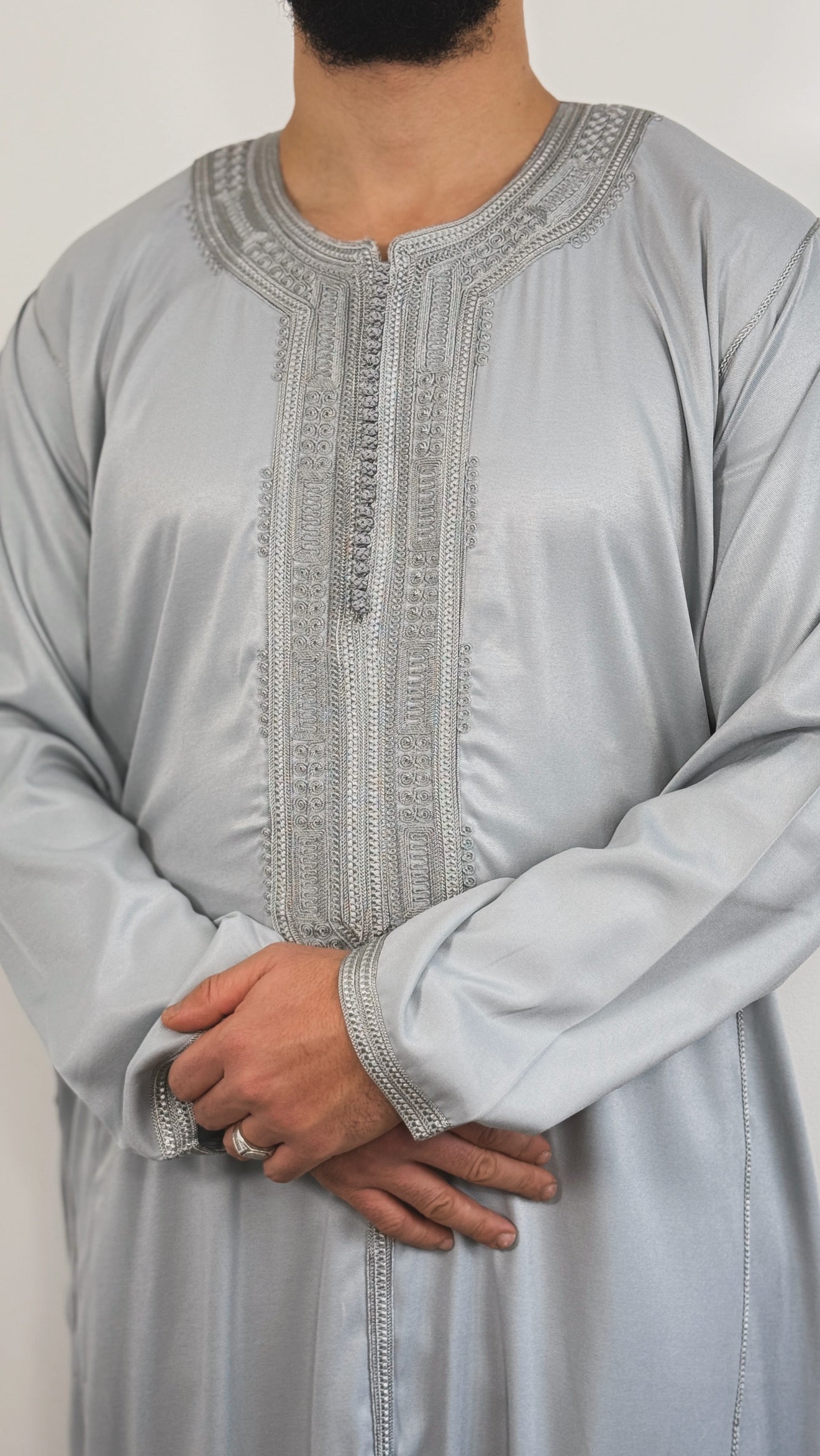 قفطان مغربي بأكمام طويلة موديل 2025