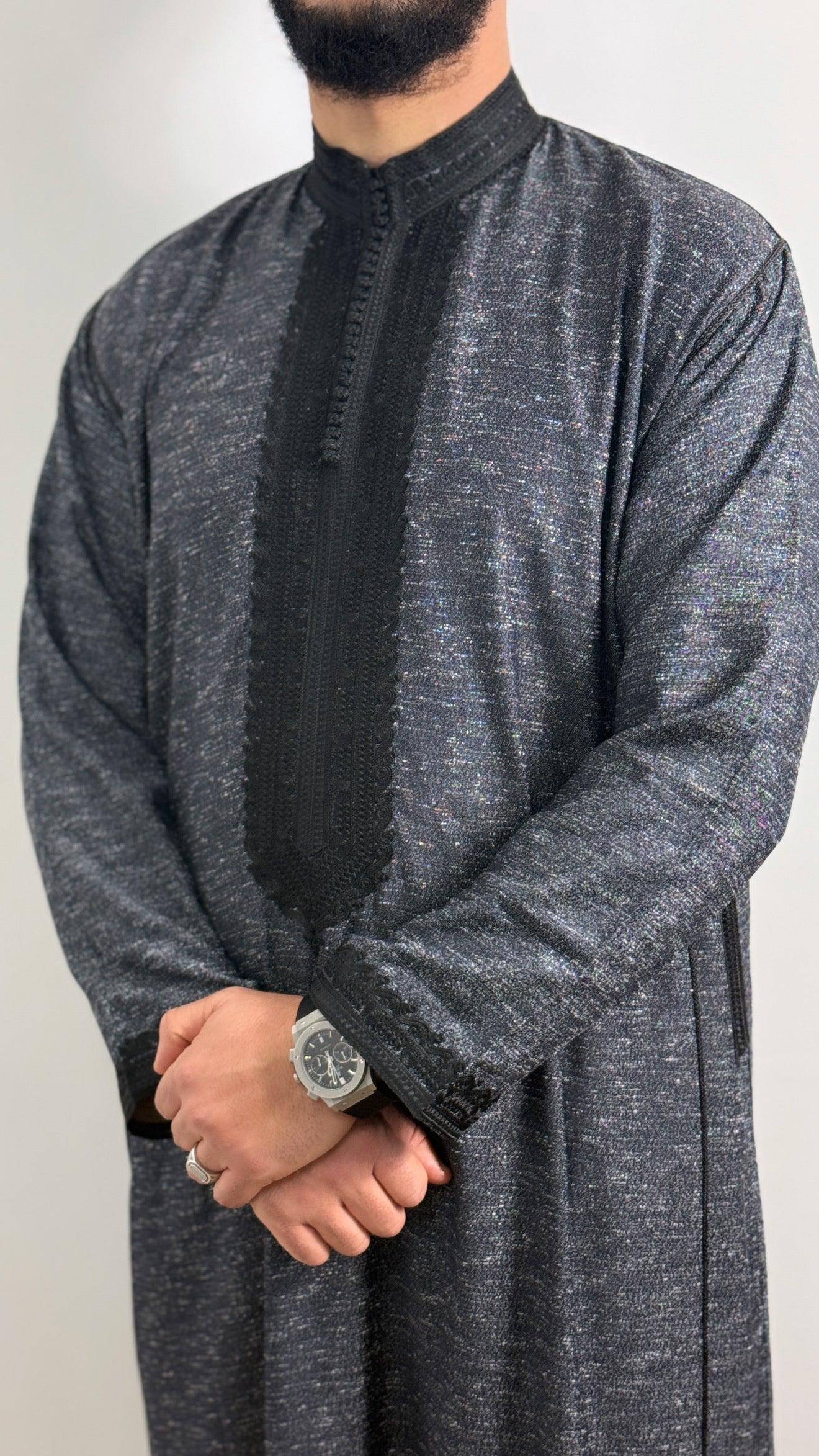 ثوب ملكي جبة يدوية الصنع