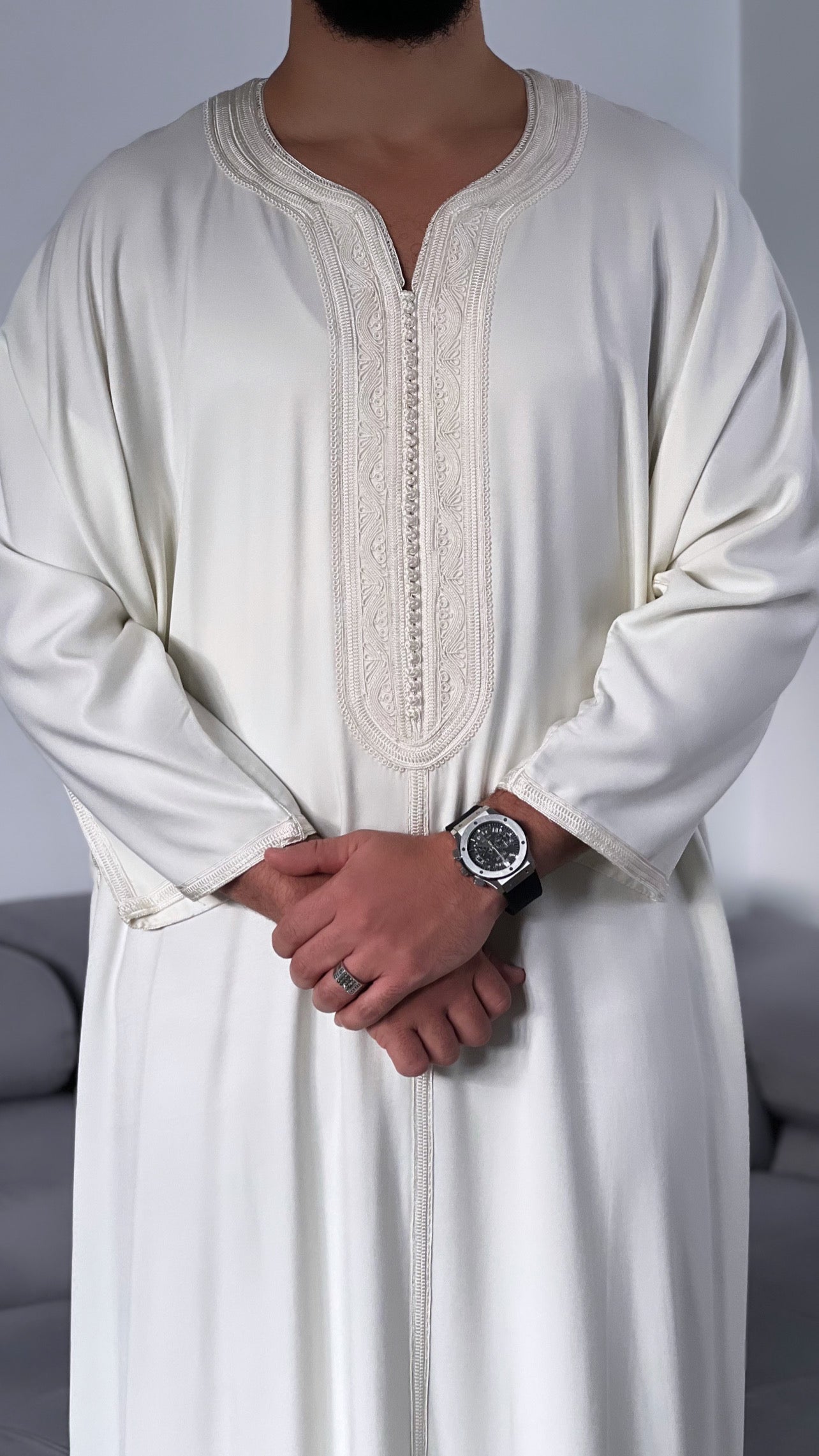 Luxury kings Thobe Fully Handmade cream