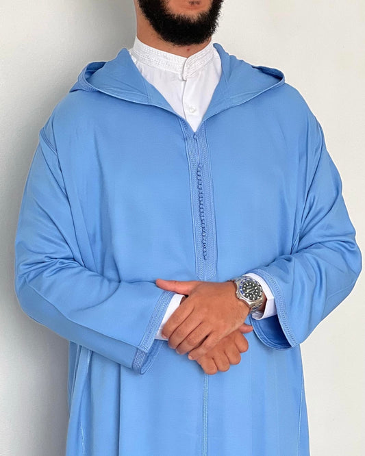 جلابة مغربية بغطاء للرأس