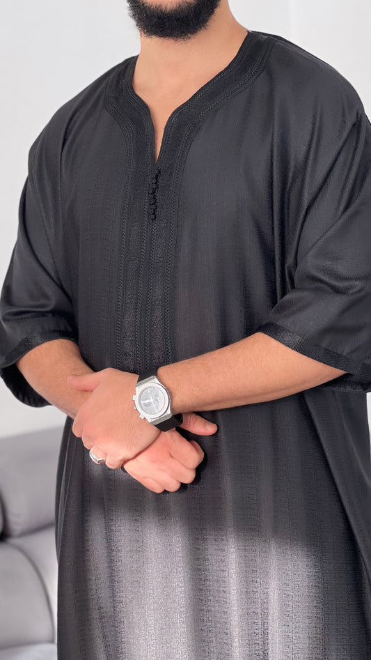 ثوب مغربي من مزيج الكتان