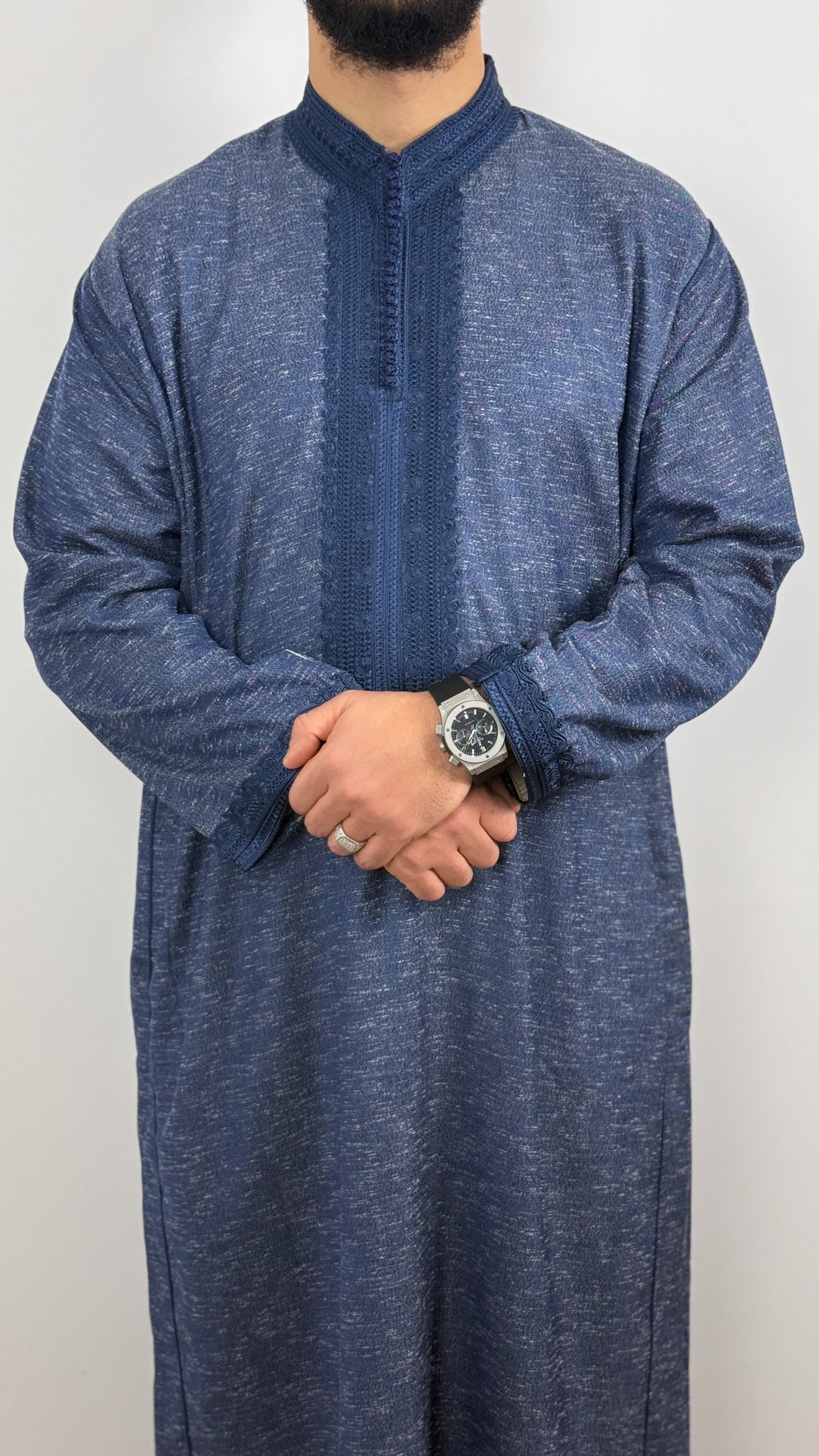 ثوب ملكي جبة يدوية الصنع