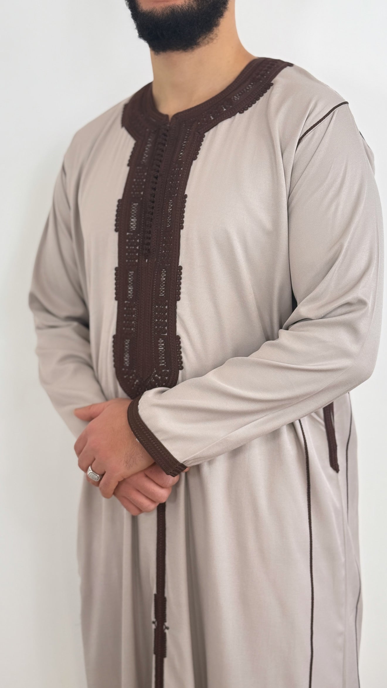 قفطان مغربي بأكمام طويلة موديل 2025