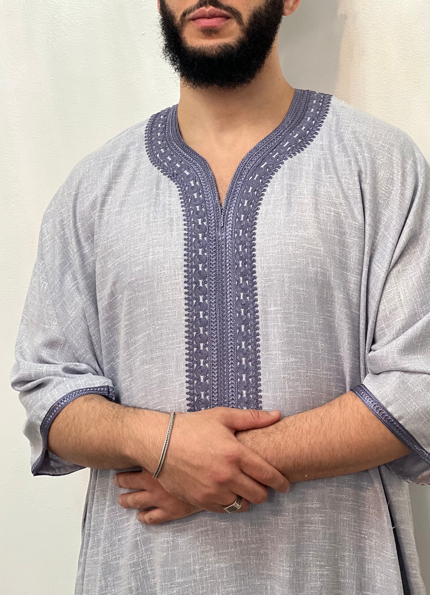 ثوب كتان مغربي، جبة، كندورة