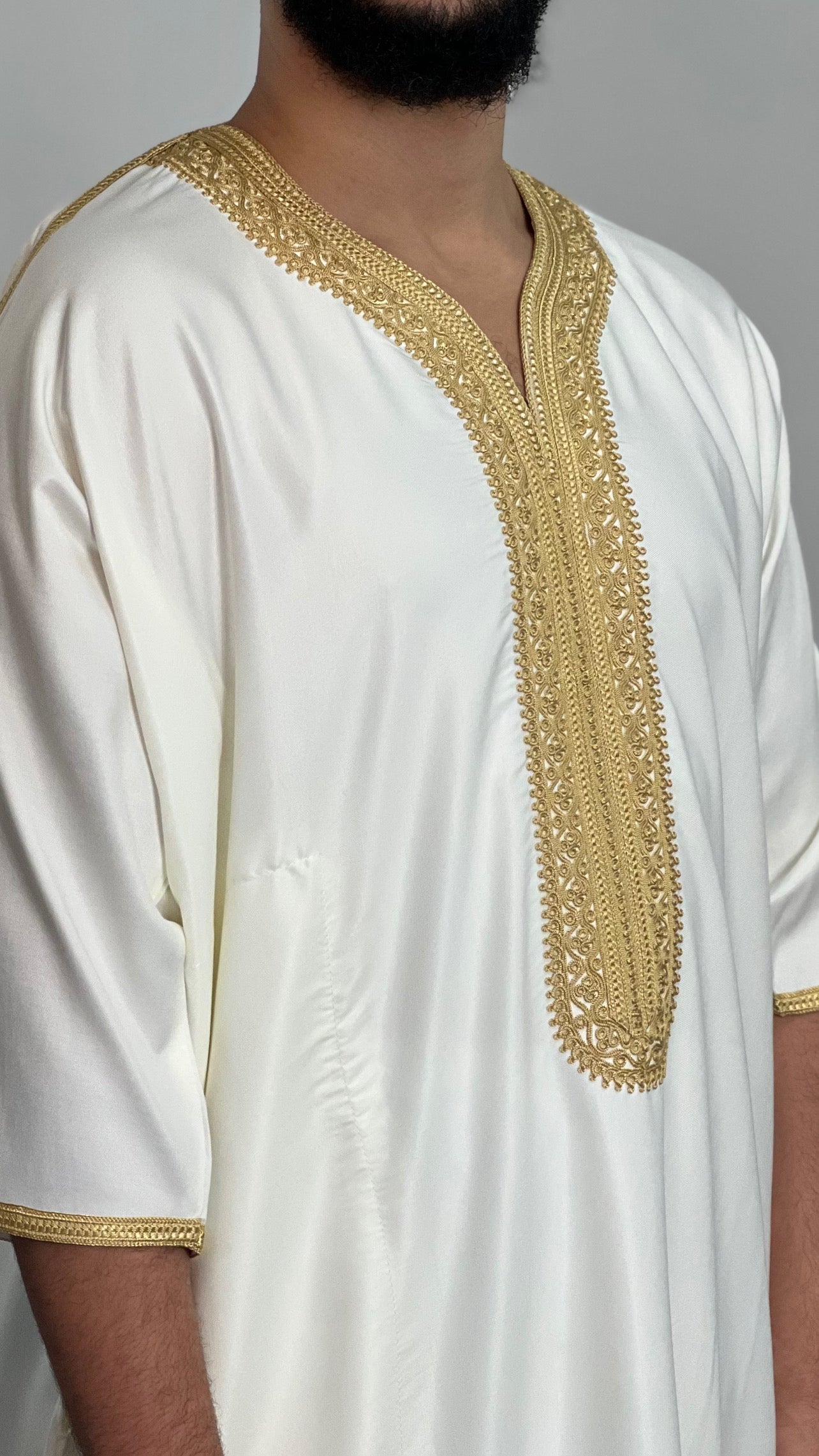 Traditional Moroccan Islamic Thobe Embroidery