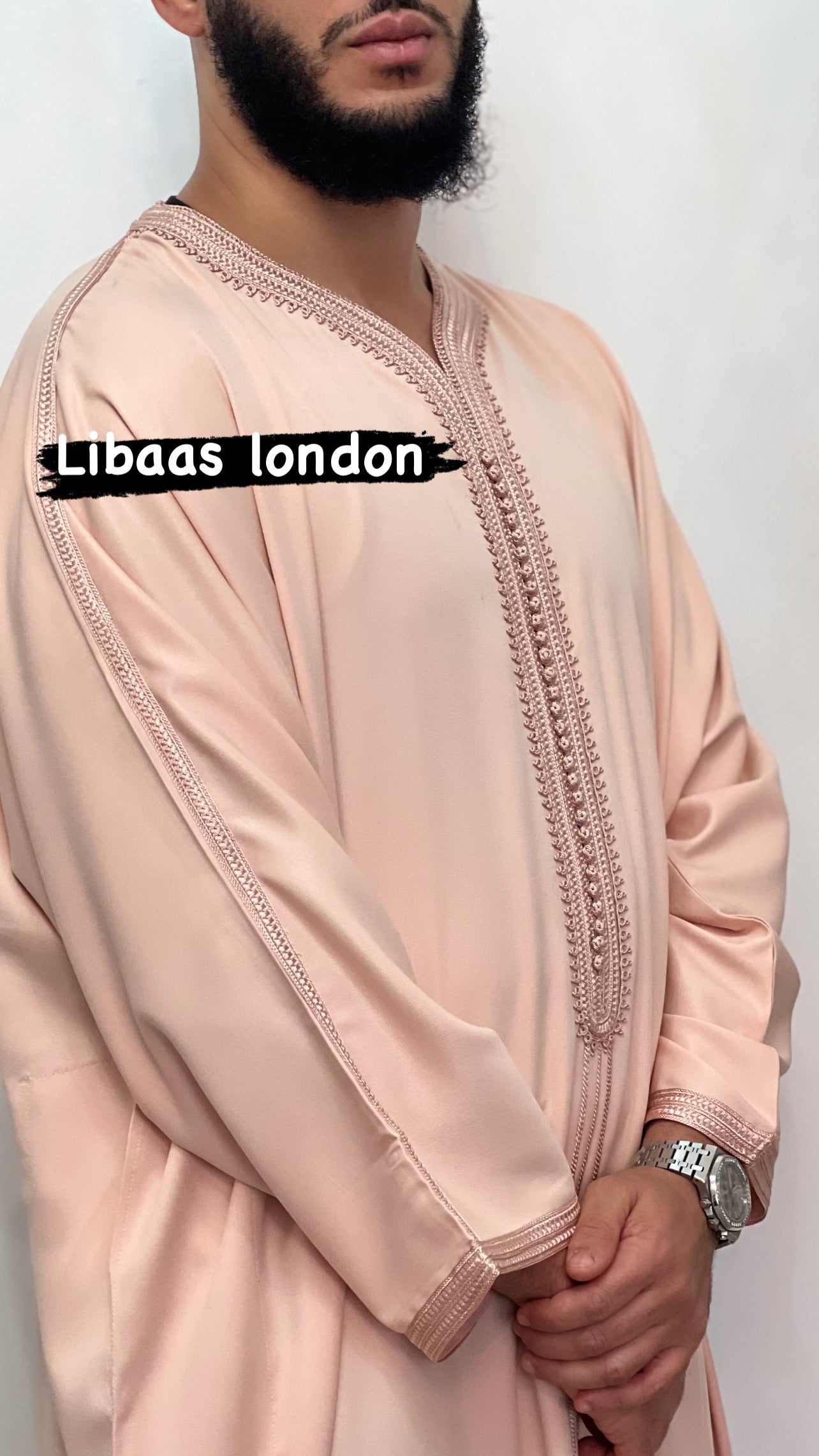 ثوب ملكي جبة يدوية الصنع