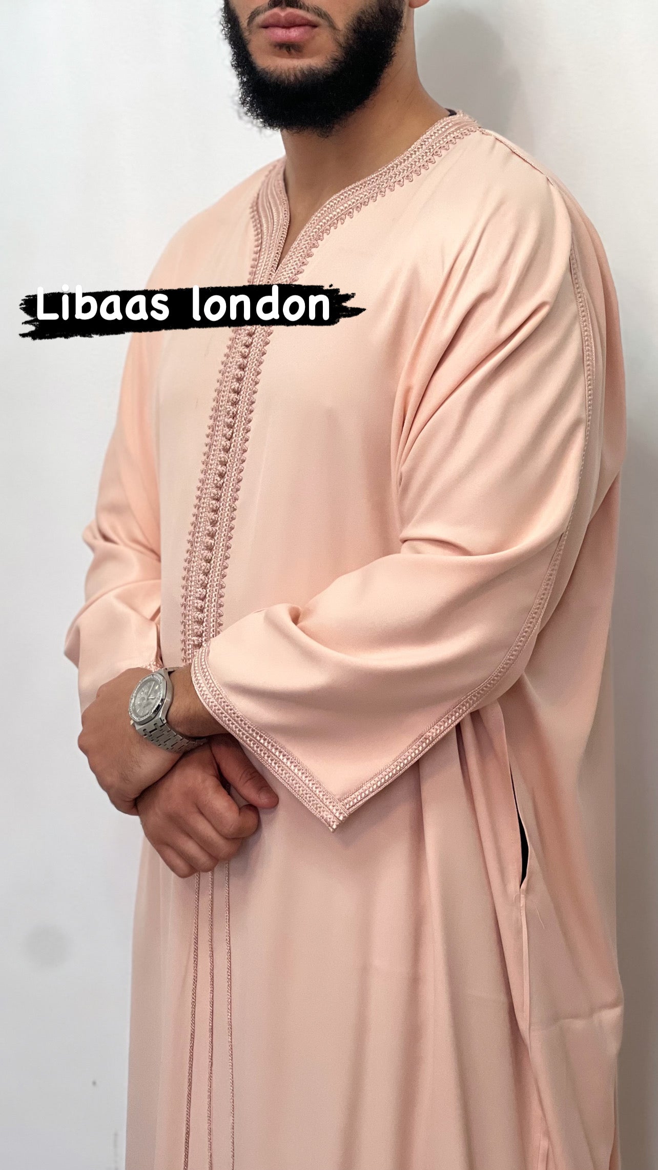 ثوب ملكي جبة يدوية الصنع