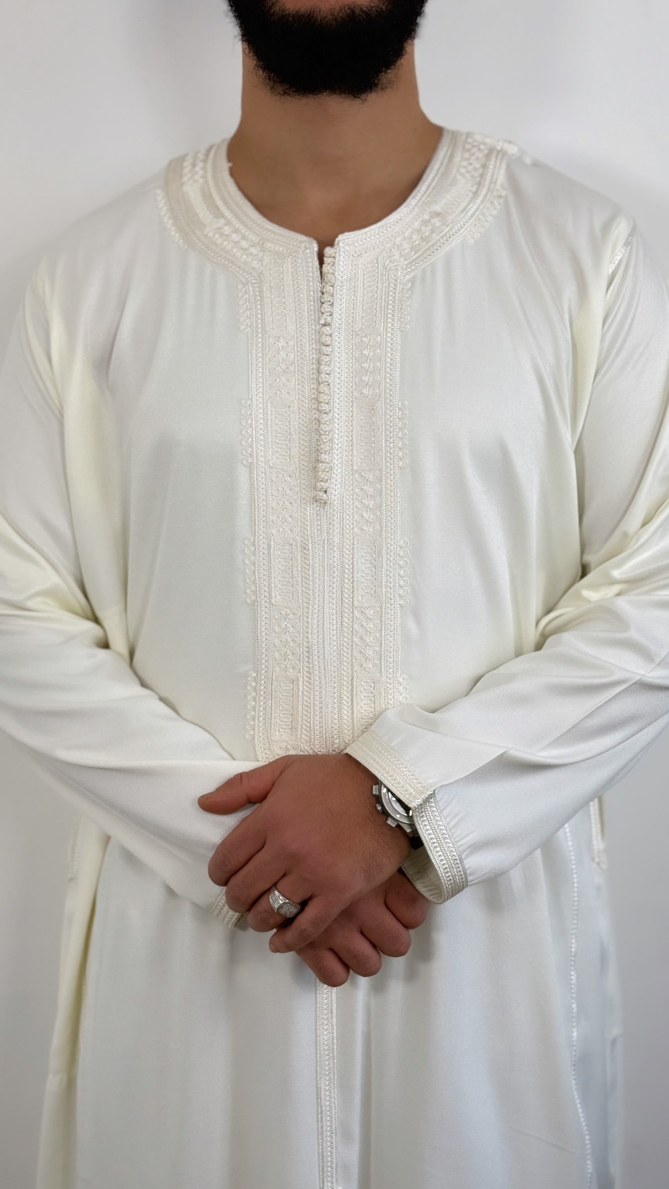 قفطان مغربي بأكمام طويلة موديل 2025