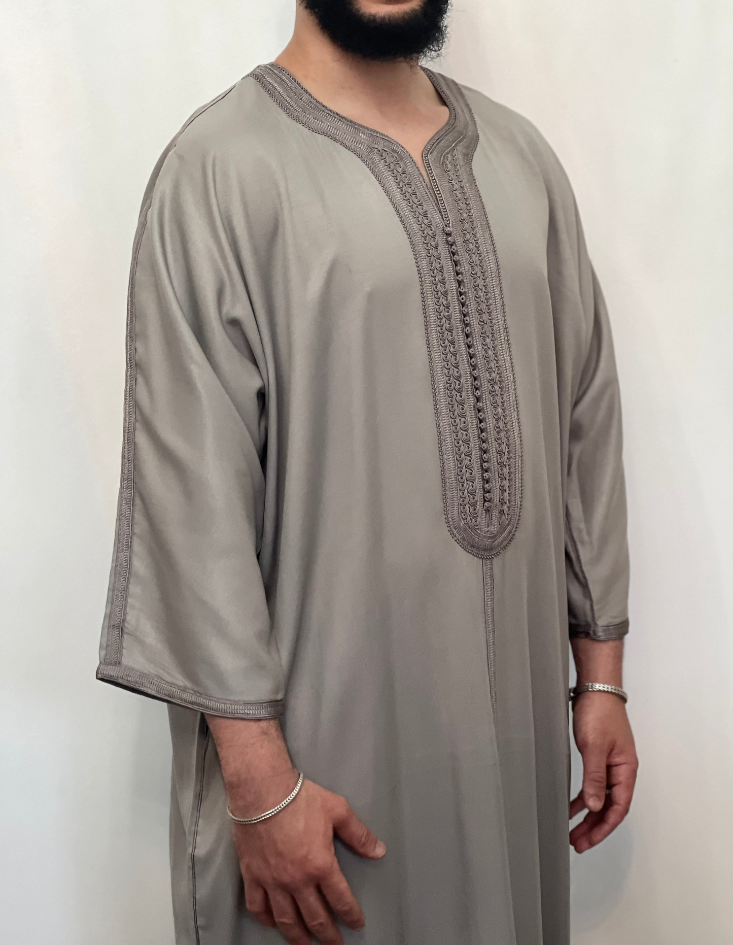 Luxury kings Thobe Fully Handmade