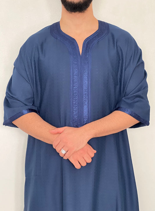 ثوب مغربي من مزيج الكتان